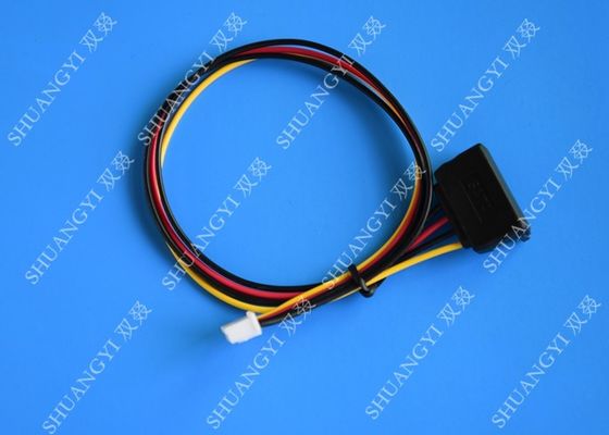 China Mann 15Pin SATA Stromkabel-Computer-Gebrauch 4Pin Molex zum weiblichen fournisseur